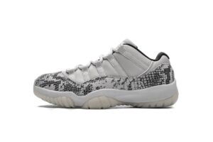 Air Jordan 11 Low “Light Bone”CD6846-002