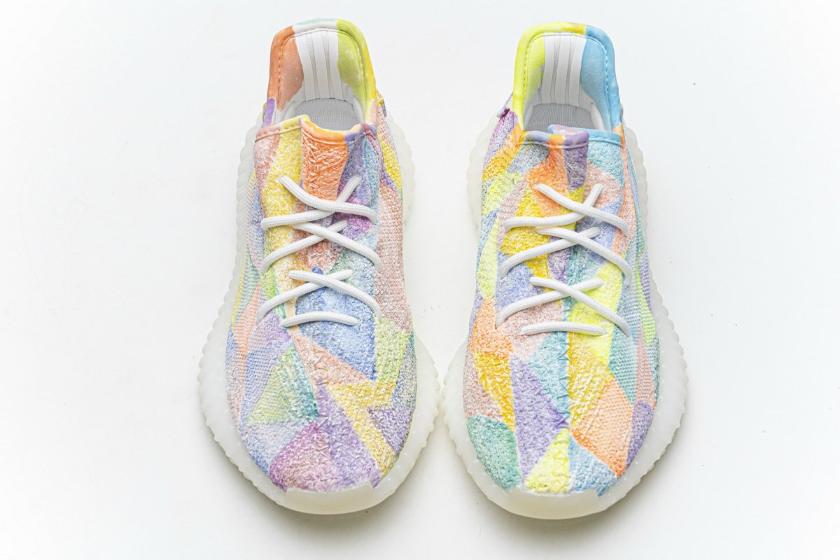 Gradient Geometry x Yeezy Boost 350 V2 - Image 4