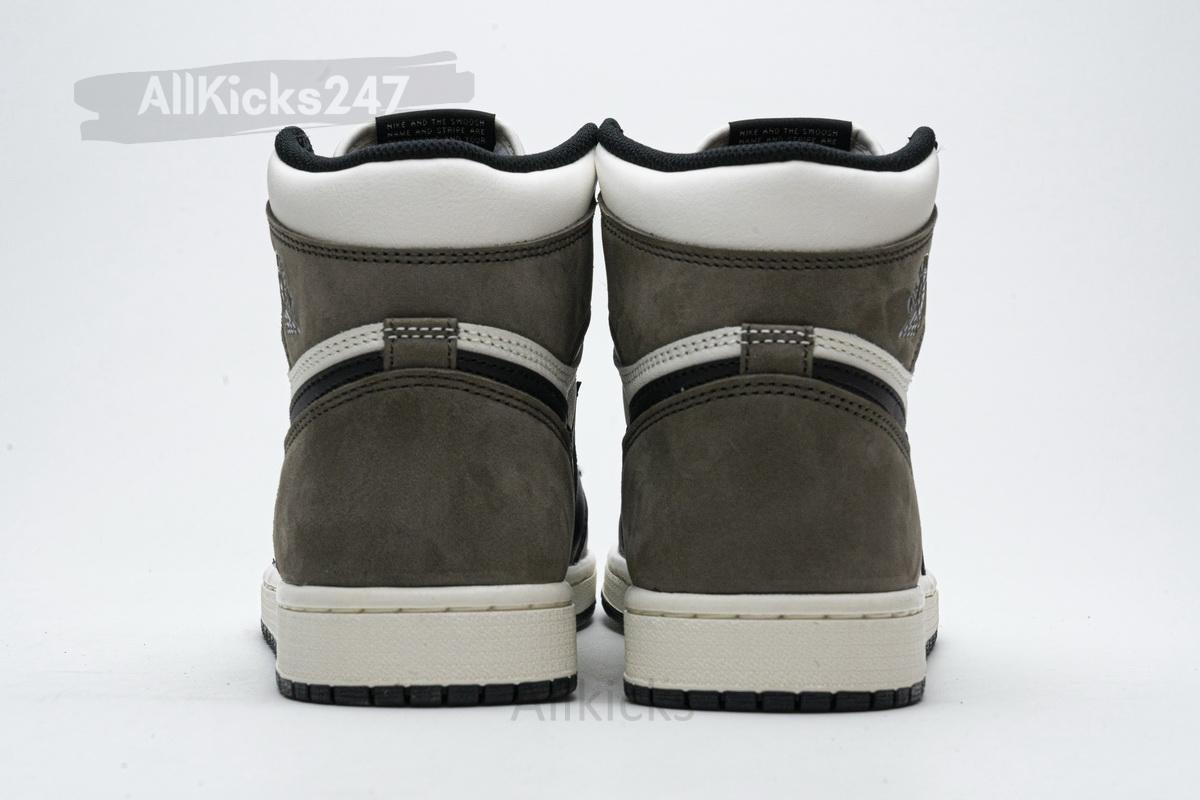 Air Jordan 1 Retro High OG ‘Dark Mocha’ - Image 8