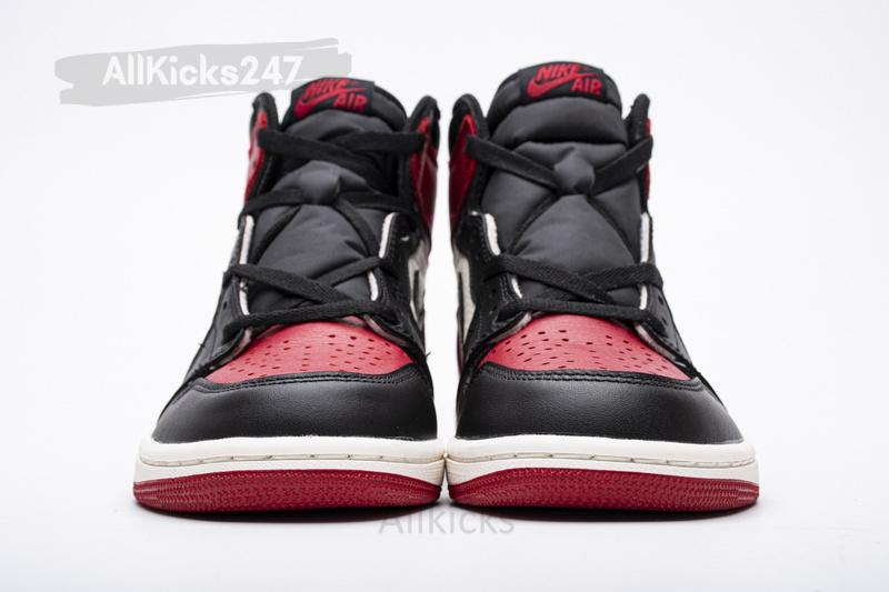 Air Jordan 1 High OG“Bred Toe” - Image 4